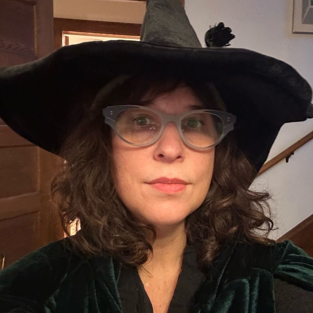 Shayla Thiel-Stern
