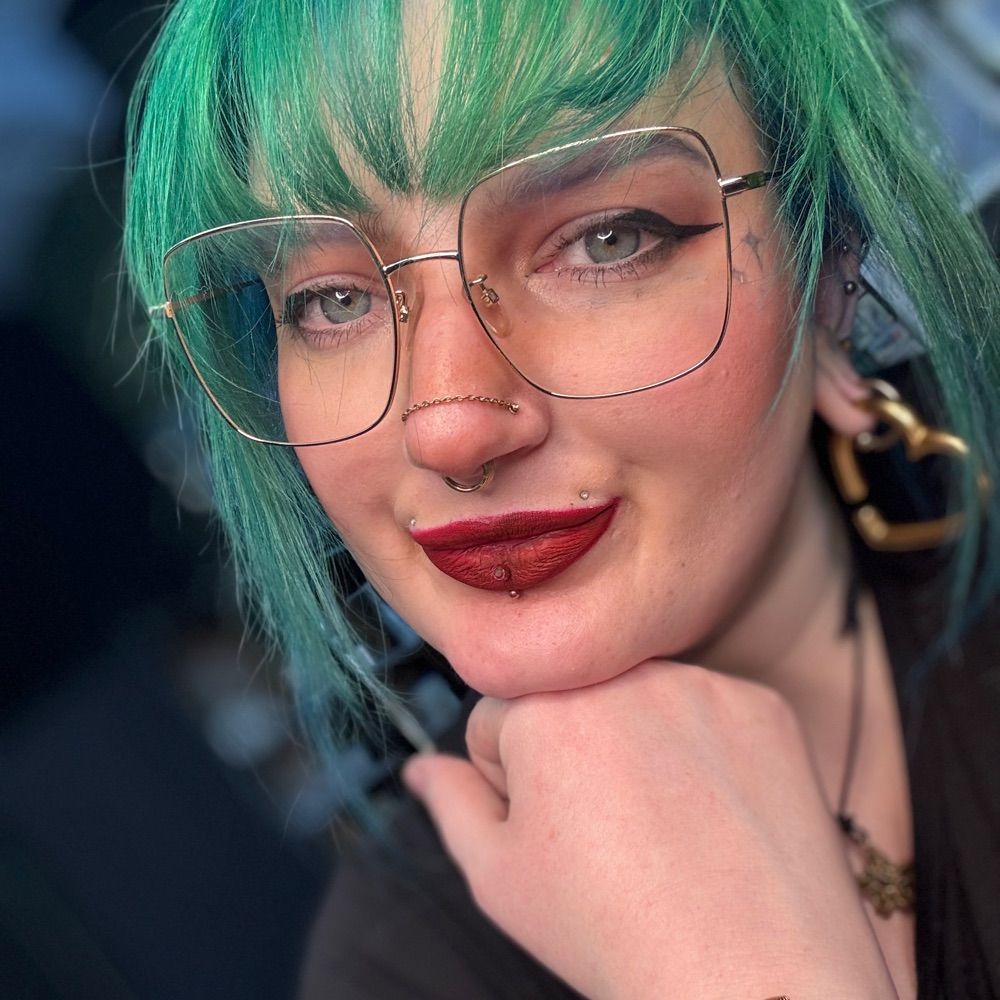 Tattoo artist Freyja Pihlajamäki