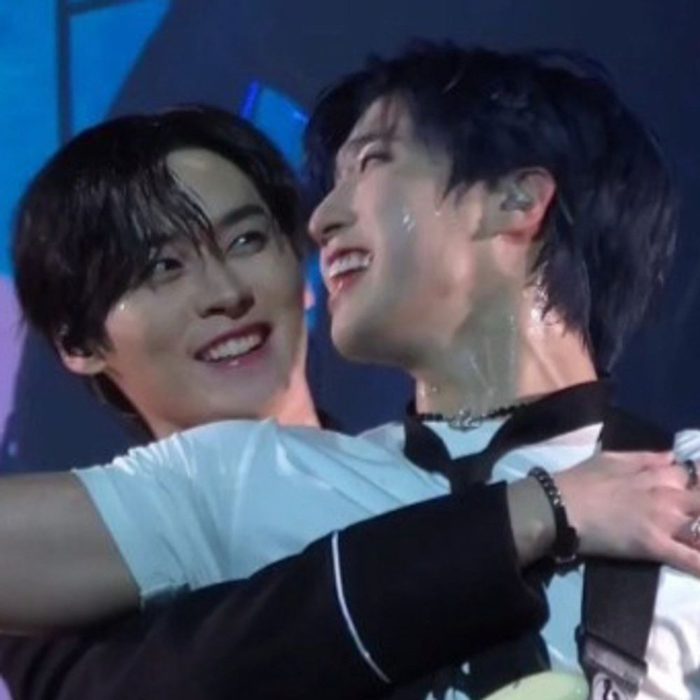 Daily Minsung 🩷💚
