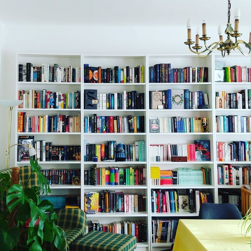 Steffi (mereadingbooks)