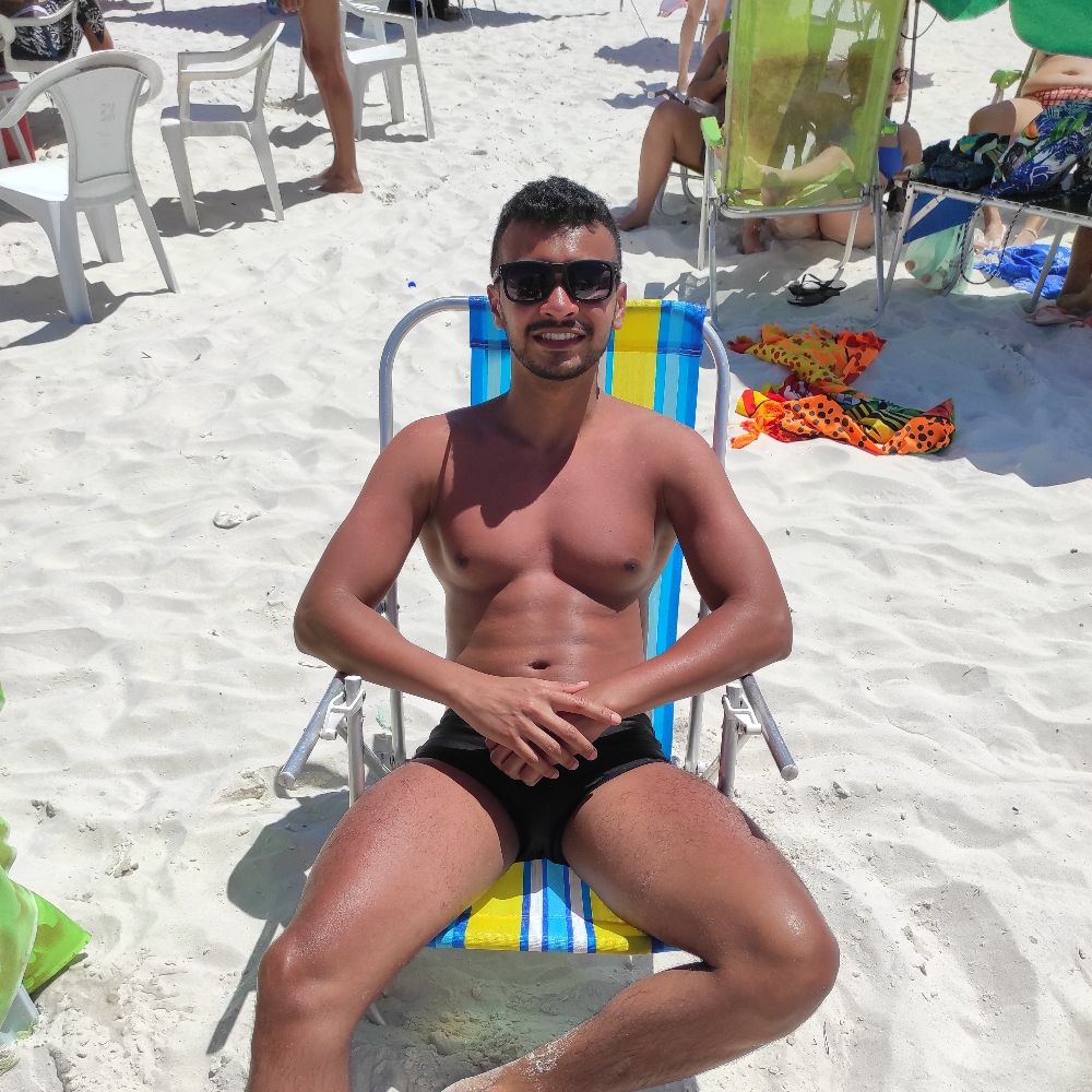 Adriano Lopes 