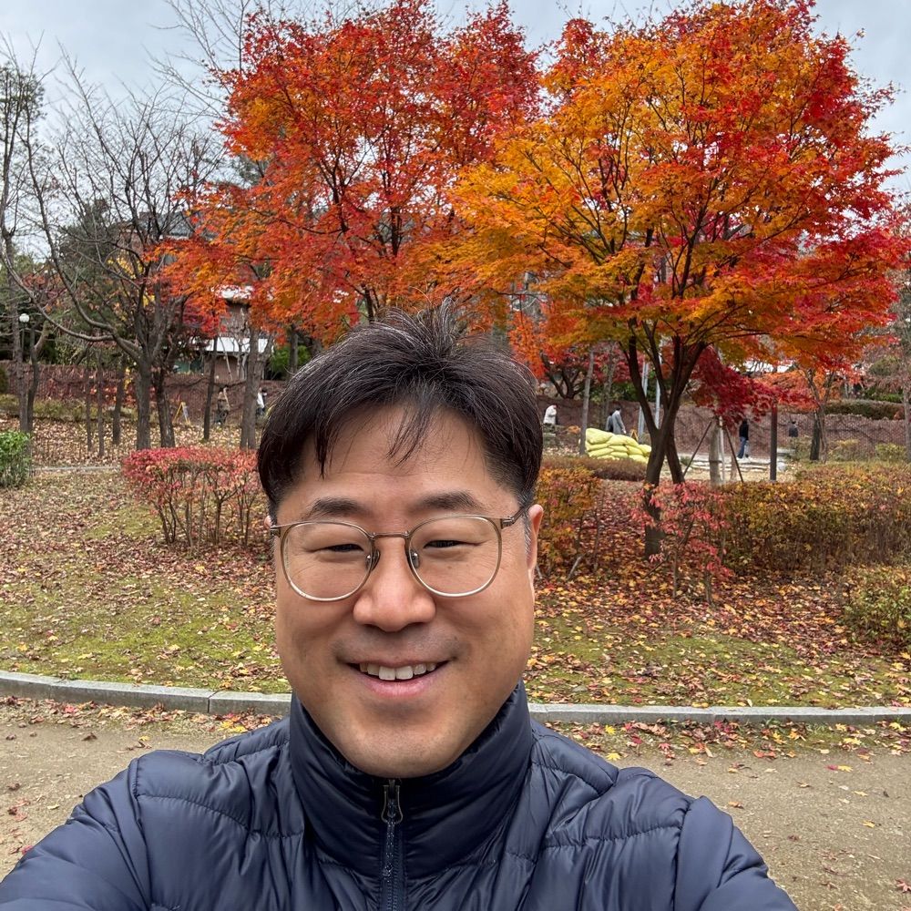 Yong-Seok Lee