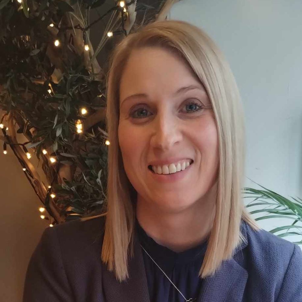 Dr Emily Buckley