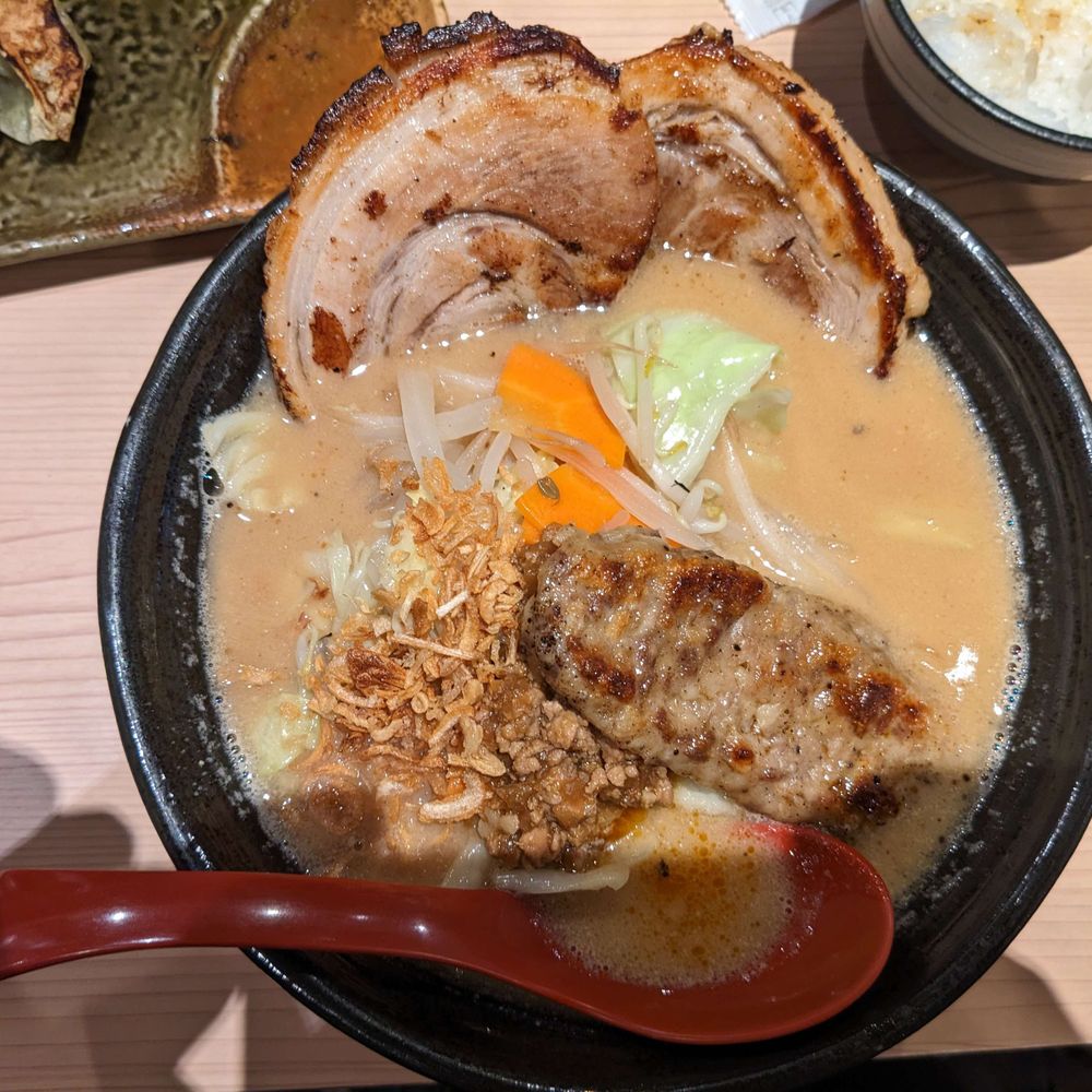 ヴィク