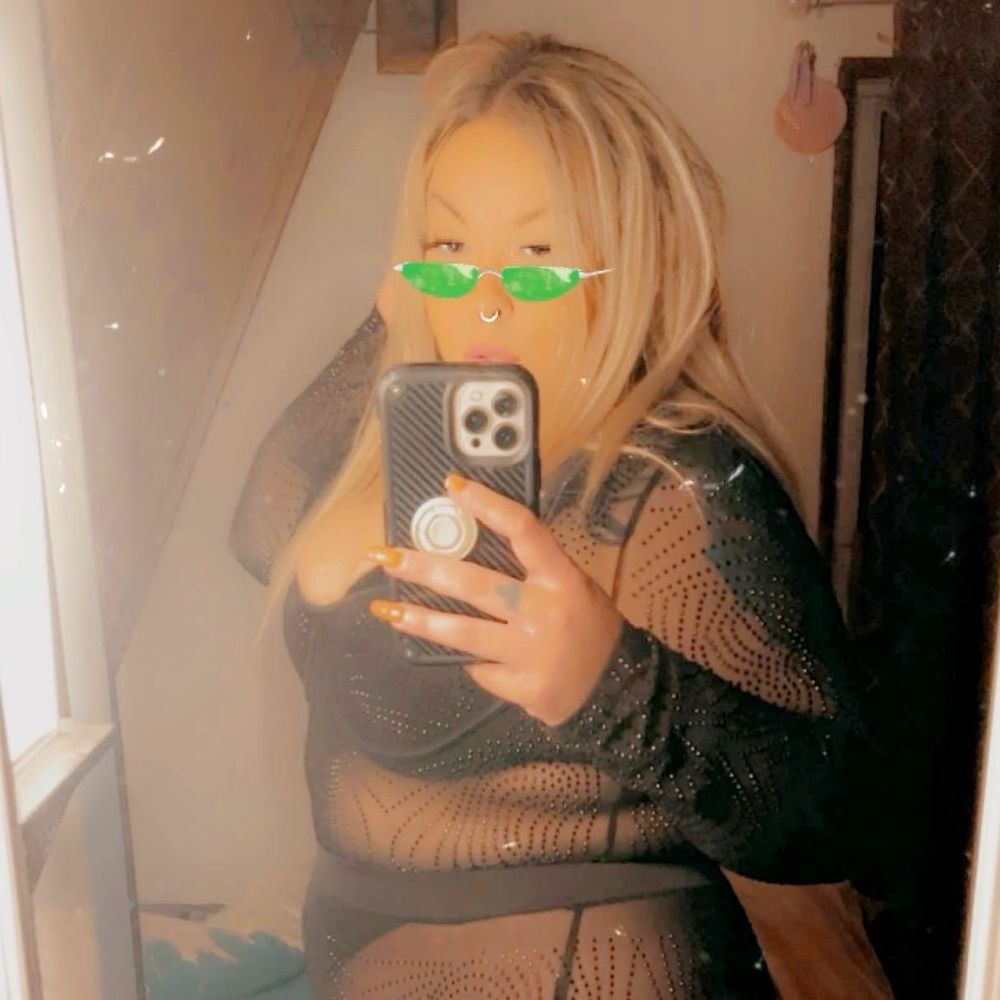 FinDom goddess sparkles