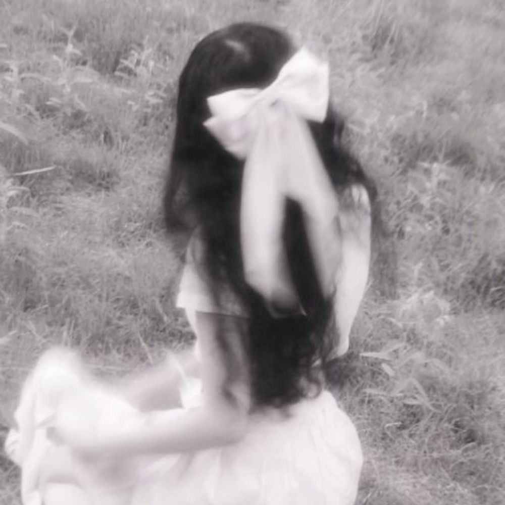 𝓛𝓪𝓻𝓪⋆