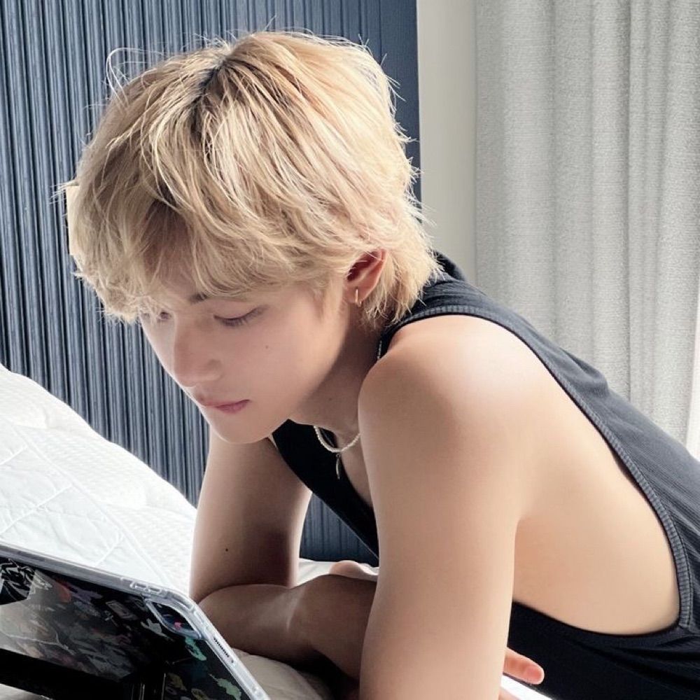 taehyung thinker