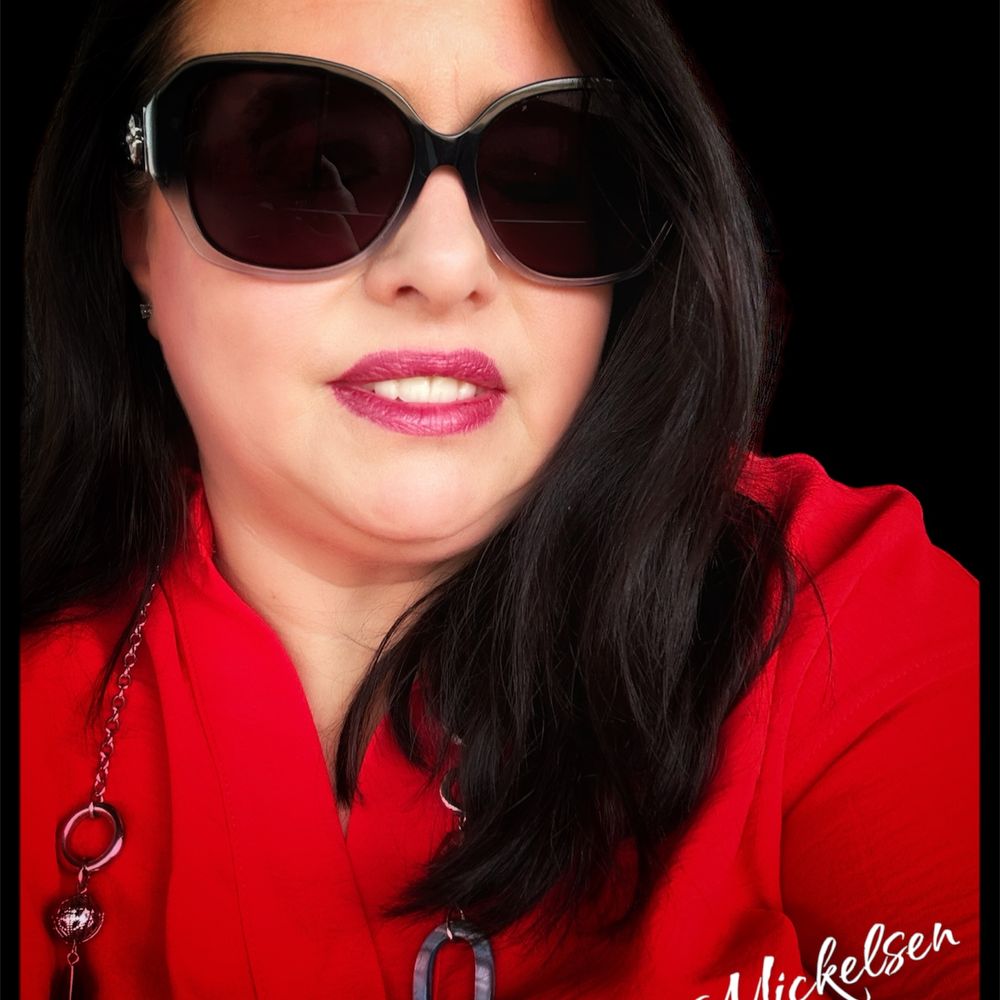 Kristy Mickelsen Official Page