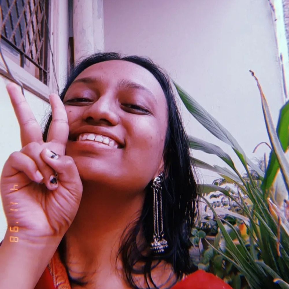 Vijayalaxmi/Vee