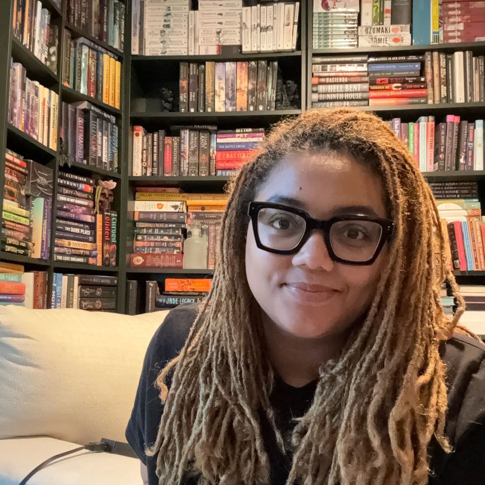 Bree Sharee Reads