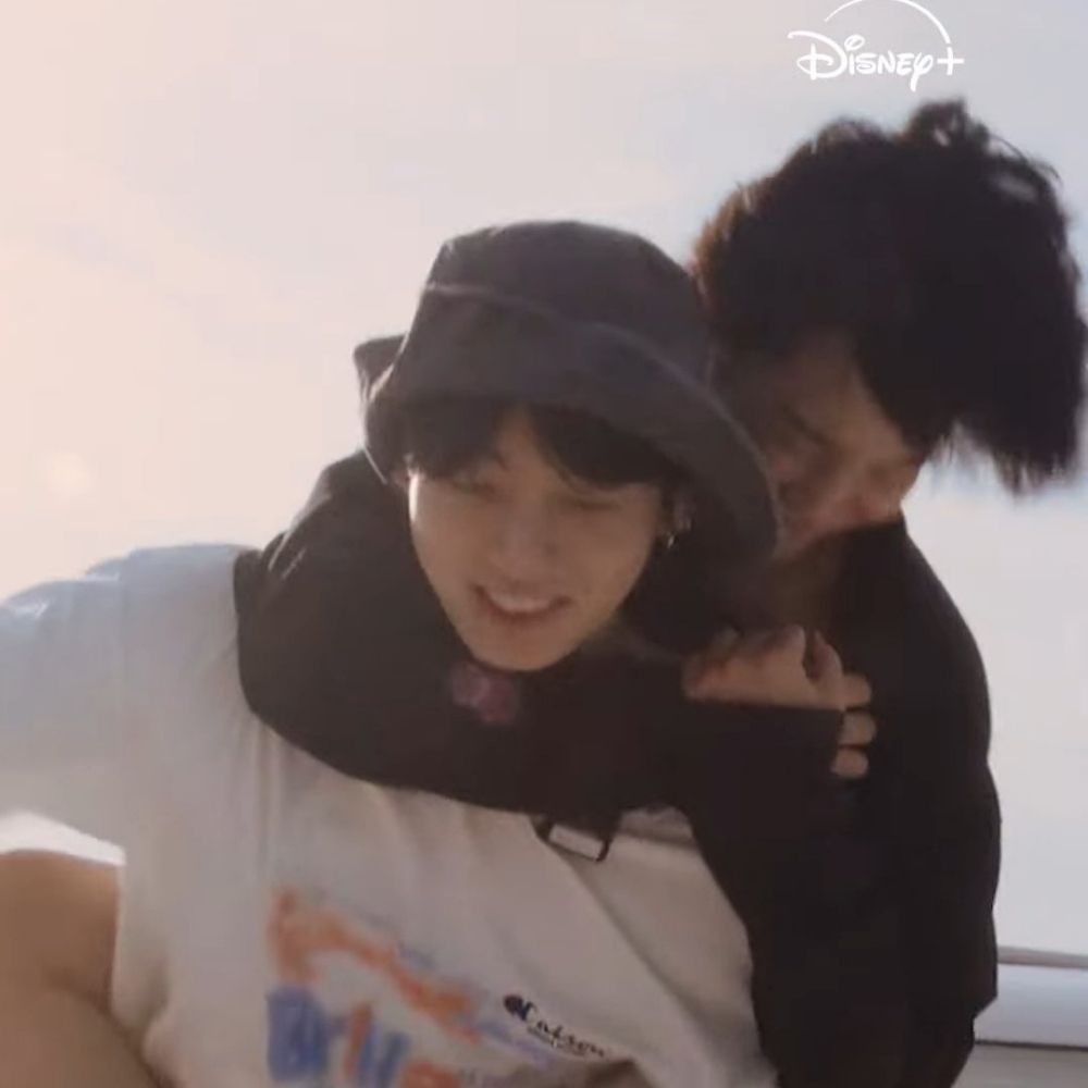JEON AND PARK 🐥🐰