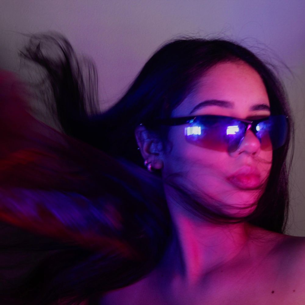 yas