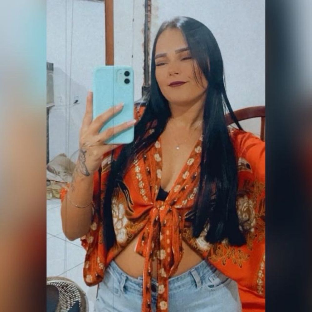 Paola Alves 