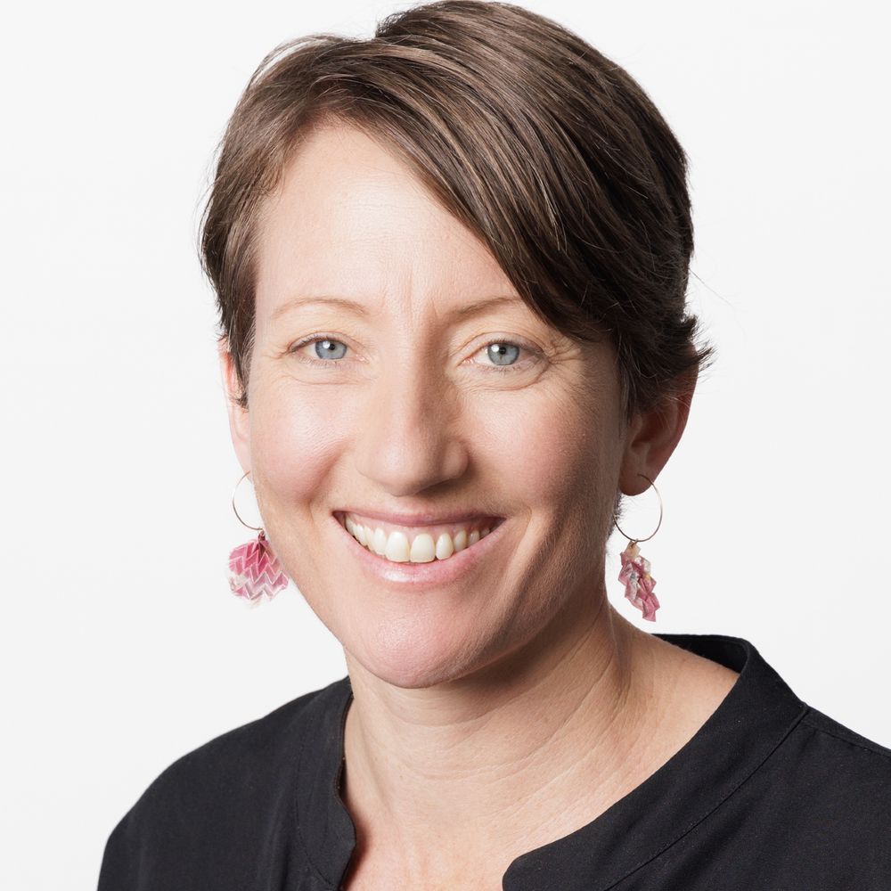 Dr Alison Peel