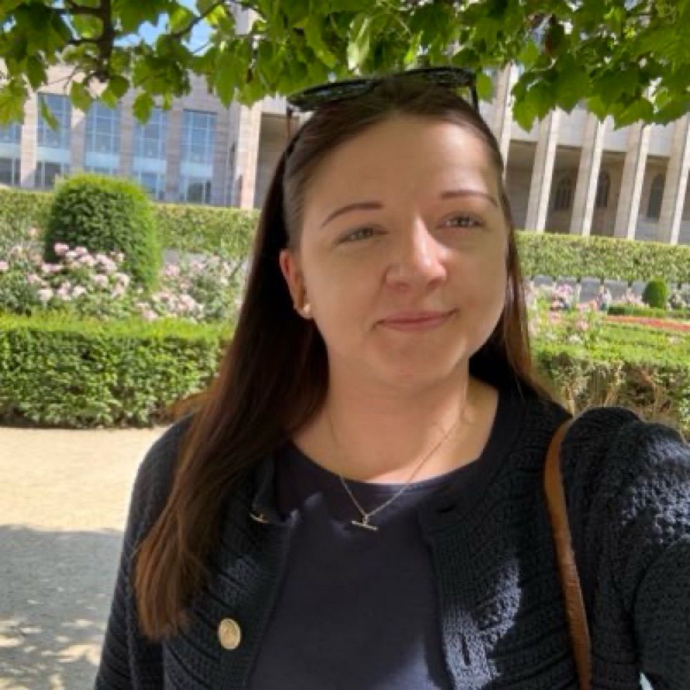 Dr Emily Clarke