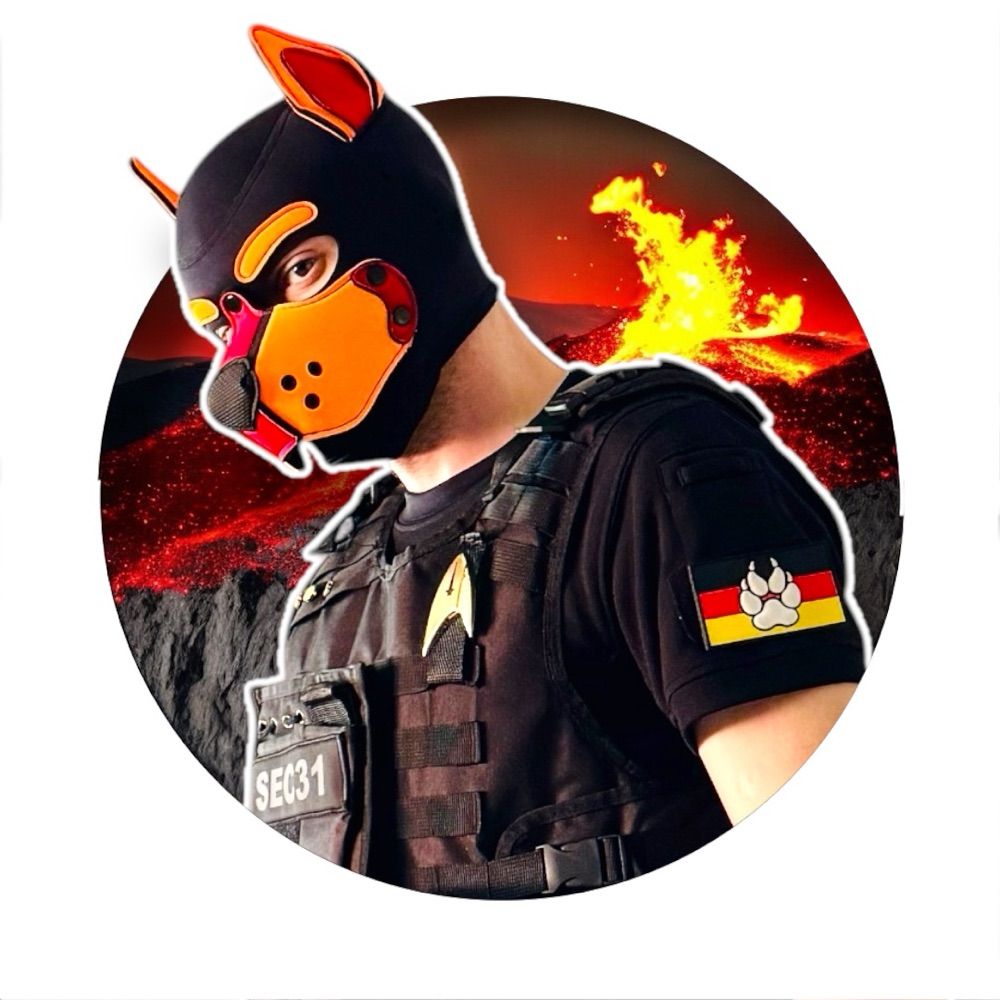 Pup Julez 🔜 Darklands