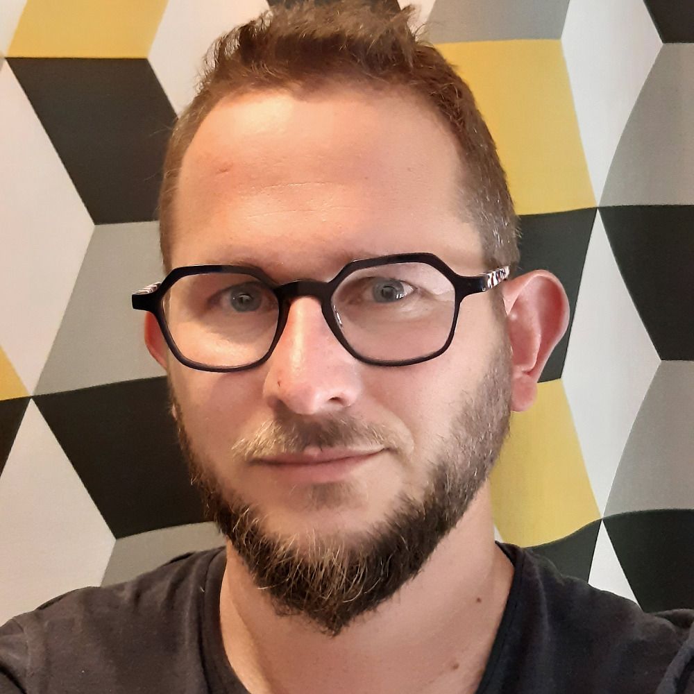 Xavier B