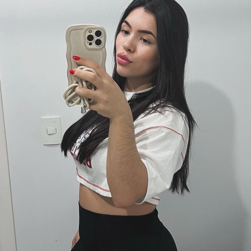 Hellen Reis 