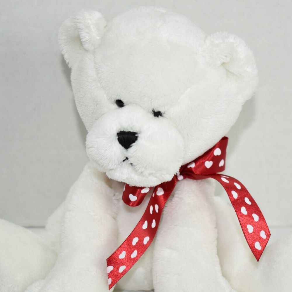 ganz lil luv bear