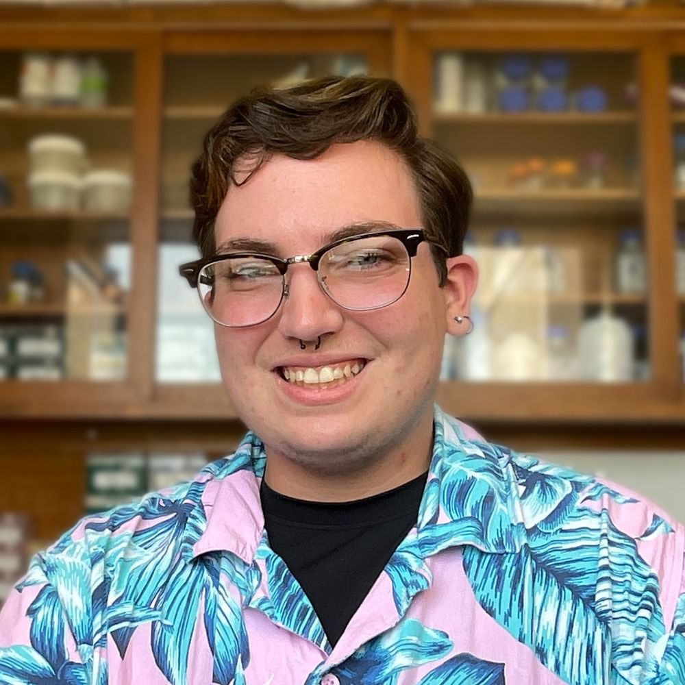 Moth Castagna (he/they)