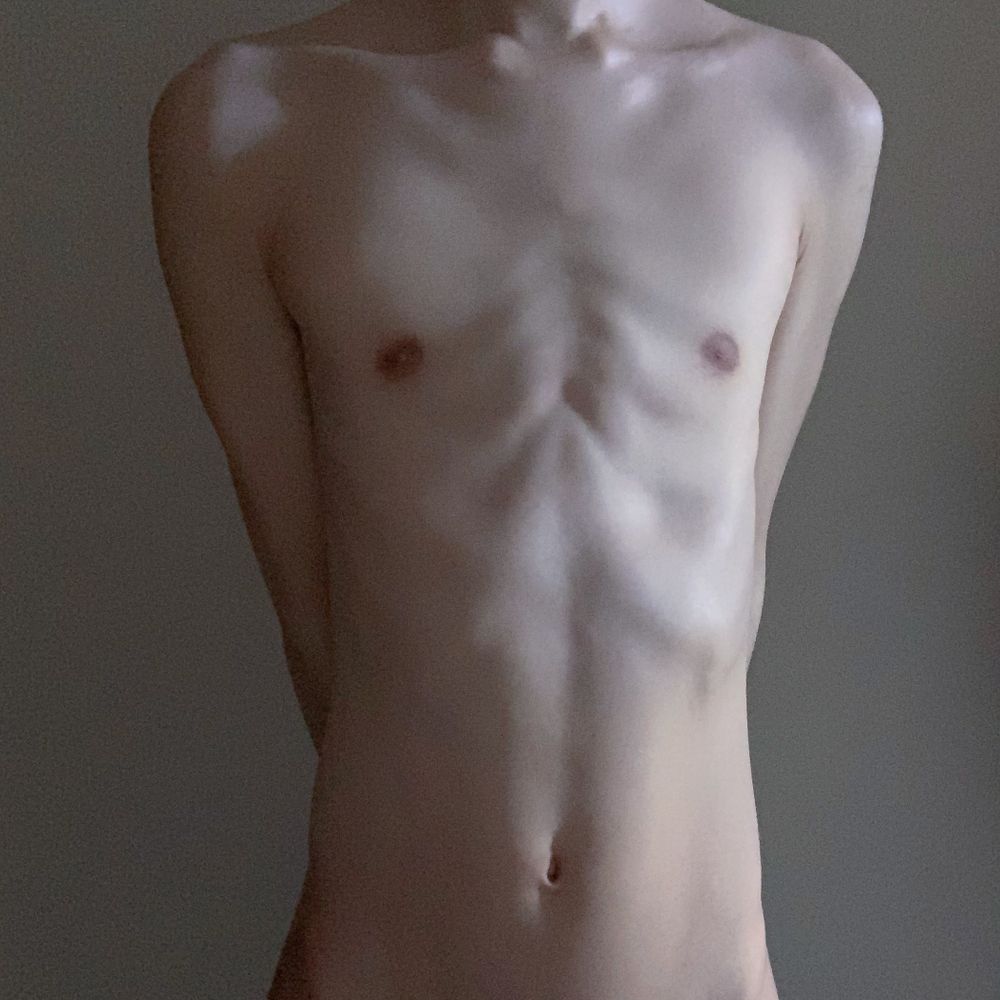 Curious Twink 🇨🇦