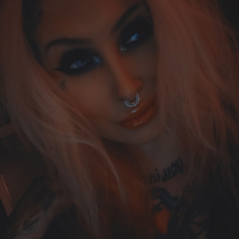🗡⚰️🖤Hąłø🖤⚰️🗡