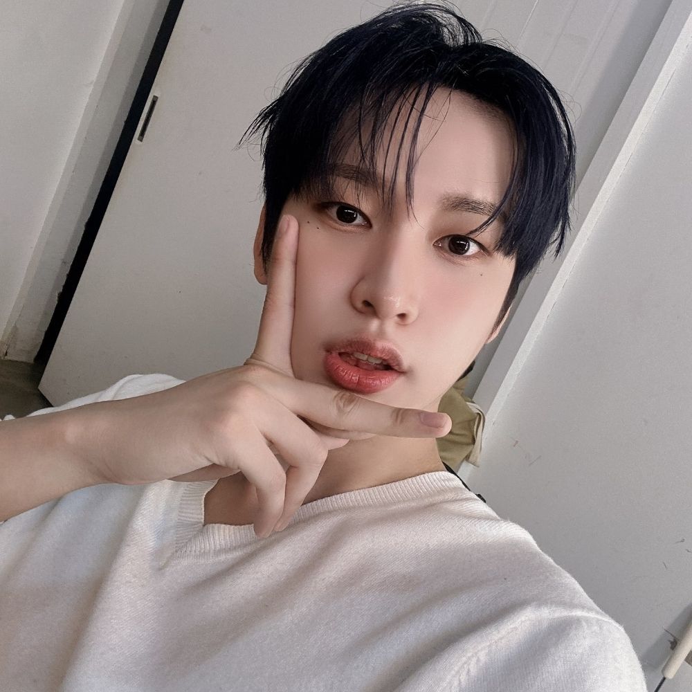 dyno 🐺 (wookjin's boyfriend) 