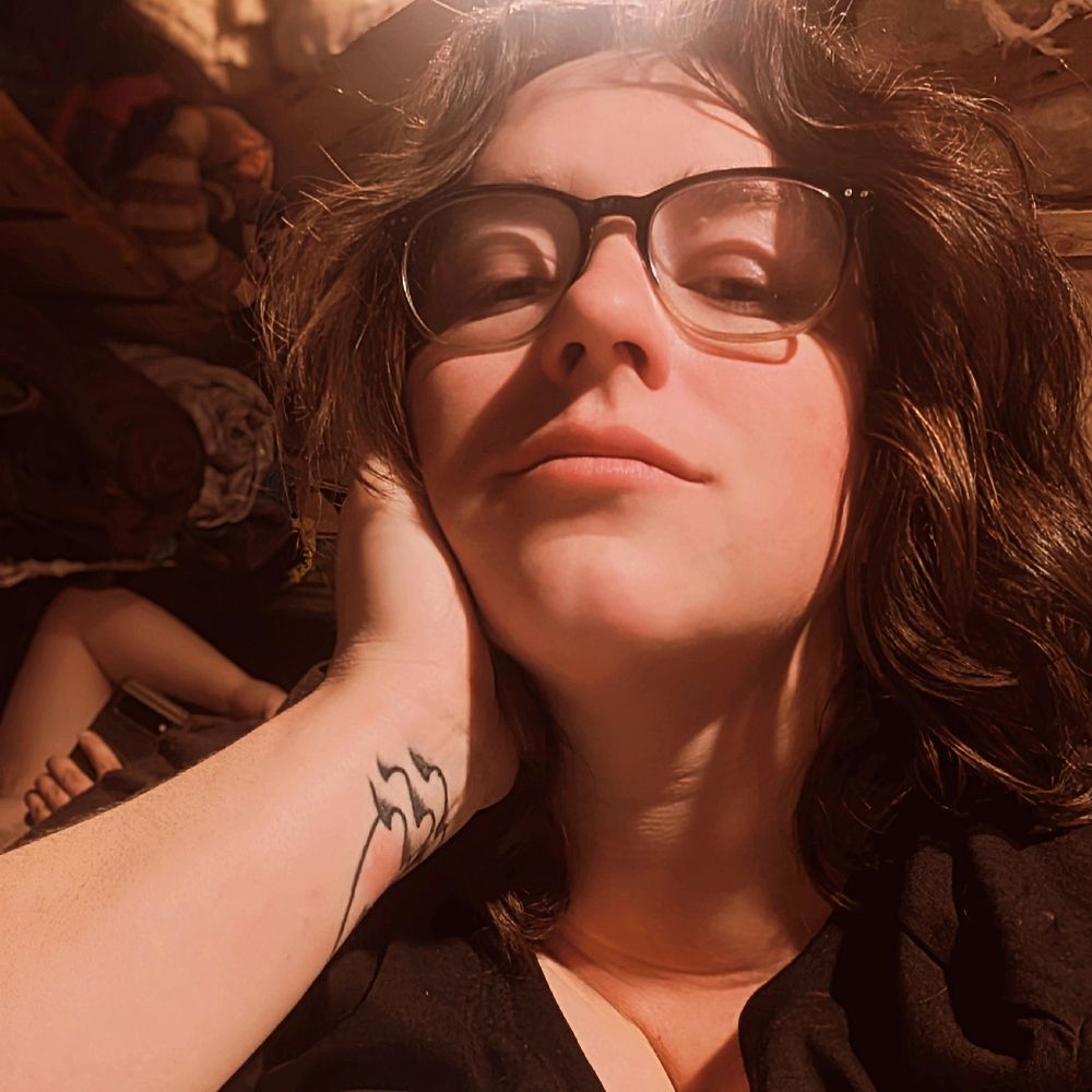 Elle Artistic