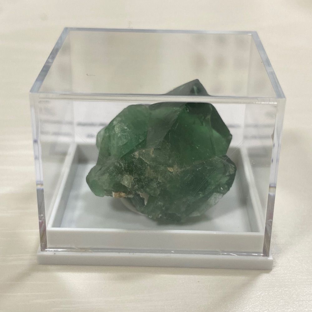 如月、電流走る。