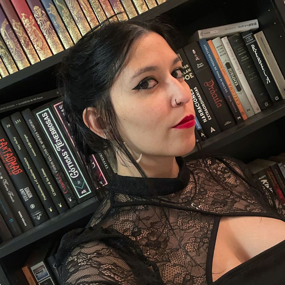 Nellie Addams 🌙