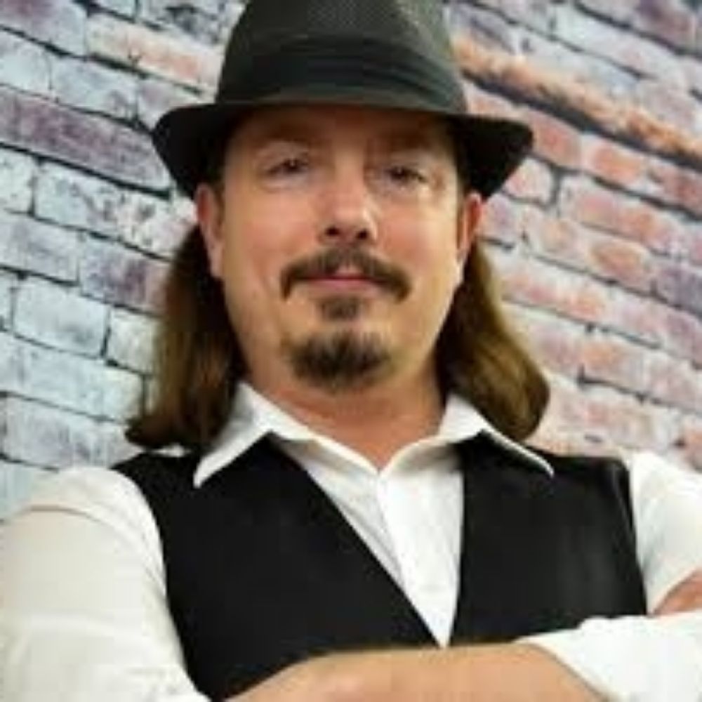 Chad Buffett aka Raptor Props - Raptor FX Studio