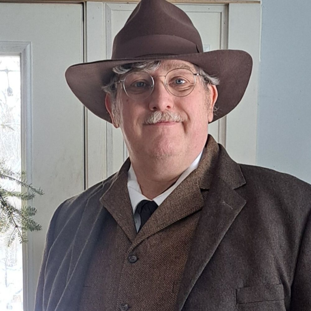 W.L. Maddox