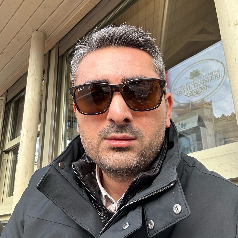 Av. Arb. Mustafa Emre Ertekin