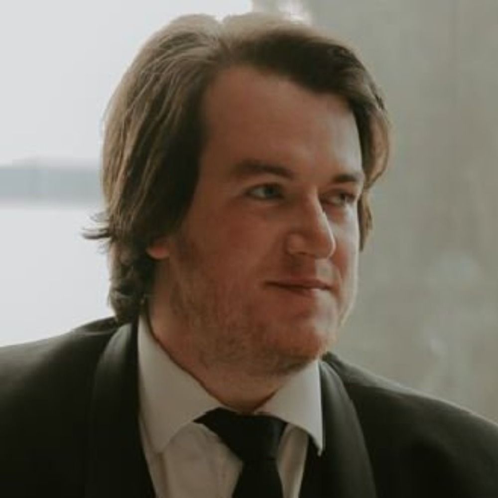 Peter Hayes