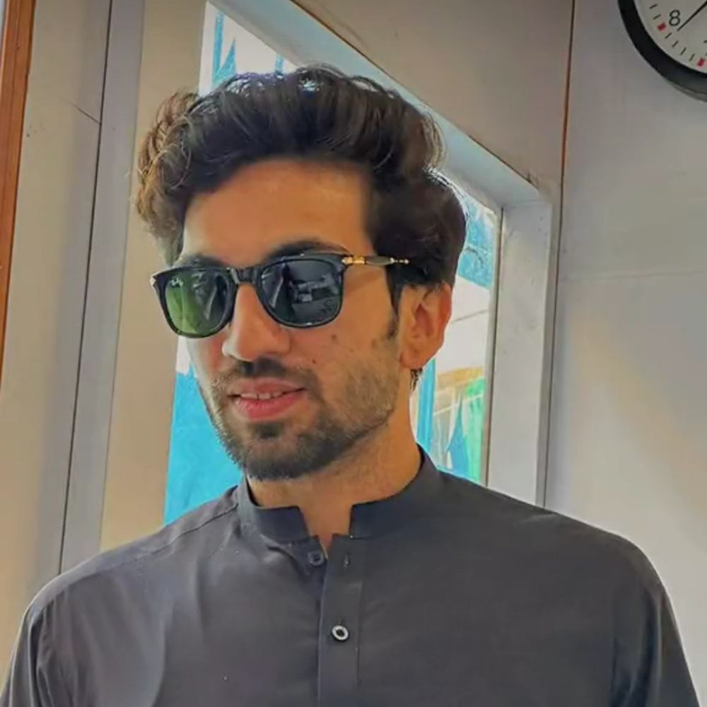 Zia khan