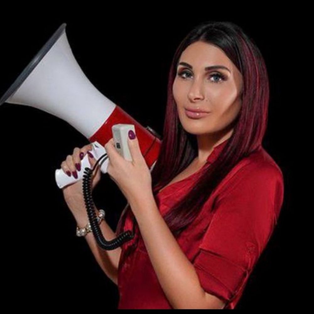 Laura Loomer Parody