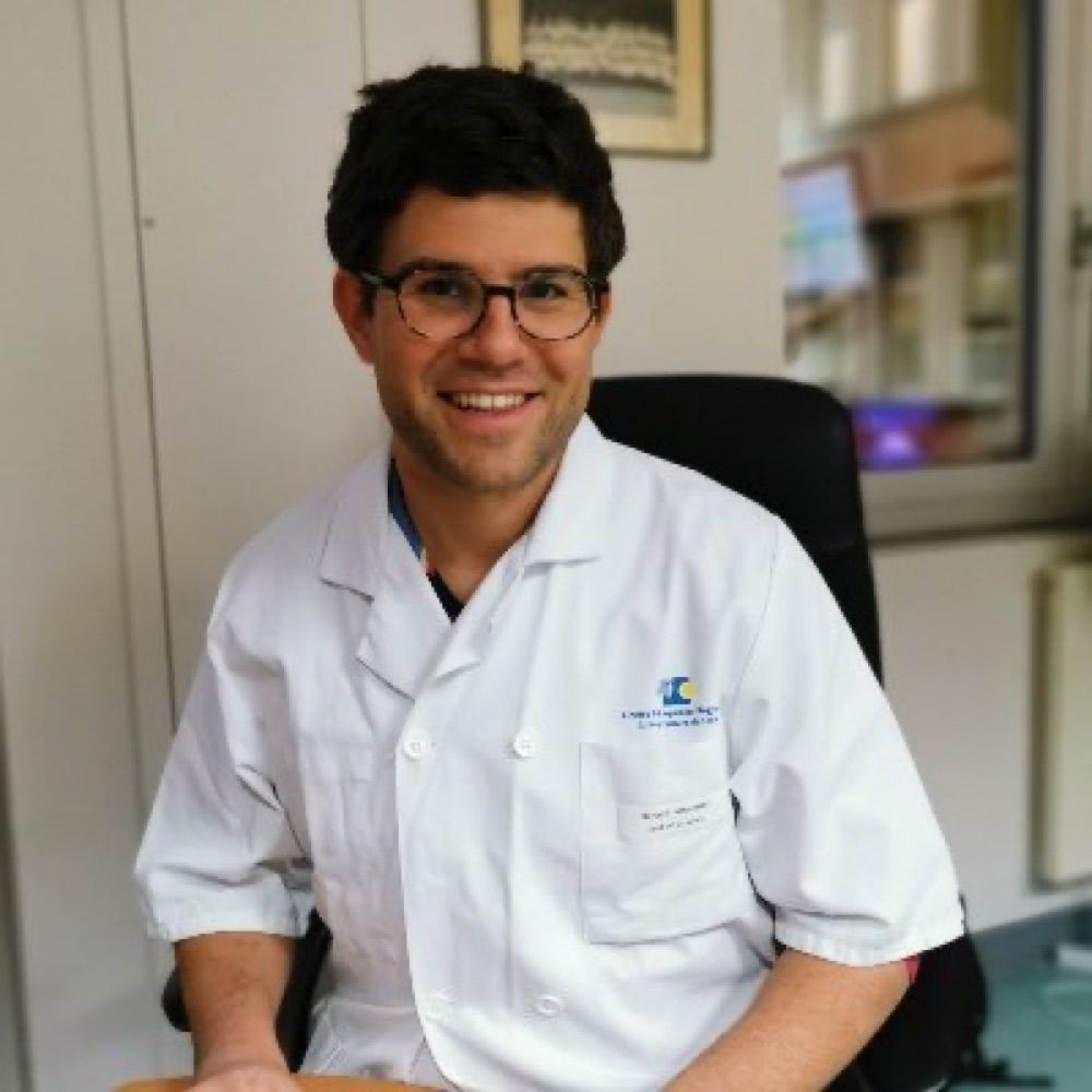 Dr Jonathan OLIVIER