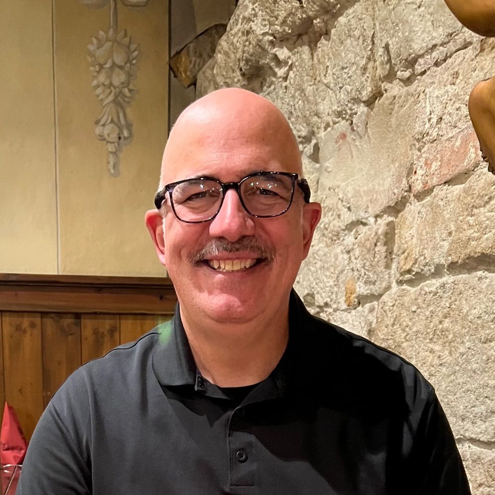 Tony Román