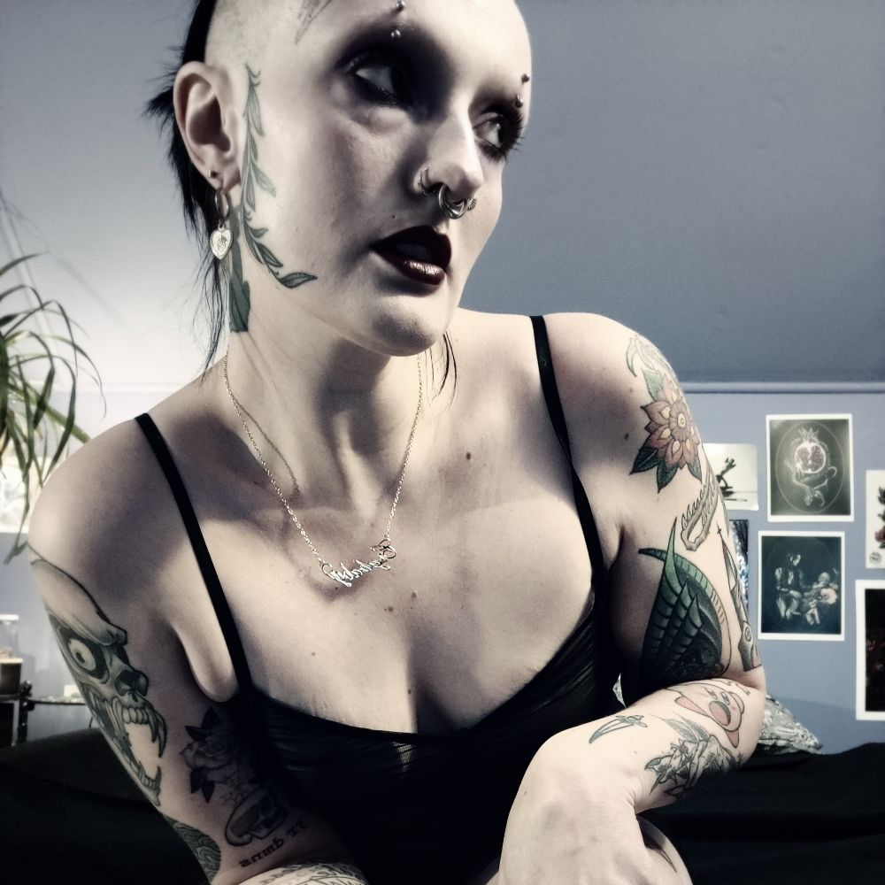 🕸️𝖍𝖊𝖝 𝖍𝖊𝖑𝖊𝖓𝖆🕸️