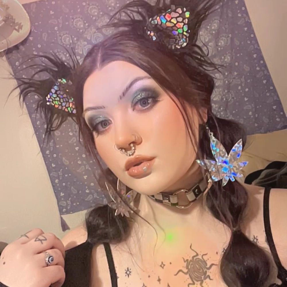 𝔠𝔬𝔰𝔪𝔦𝔠 𝔧𝔲𝔰𝔱𝔦𝔫𝔢 👽✨