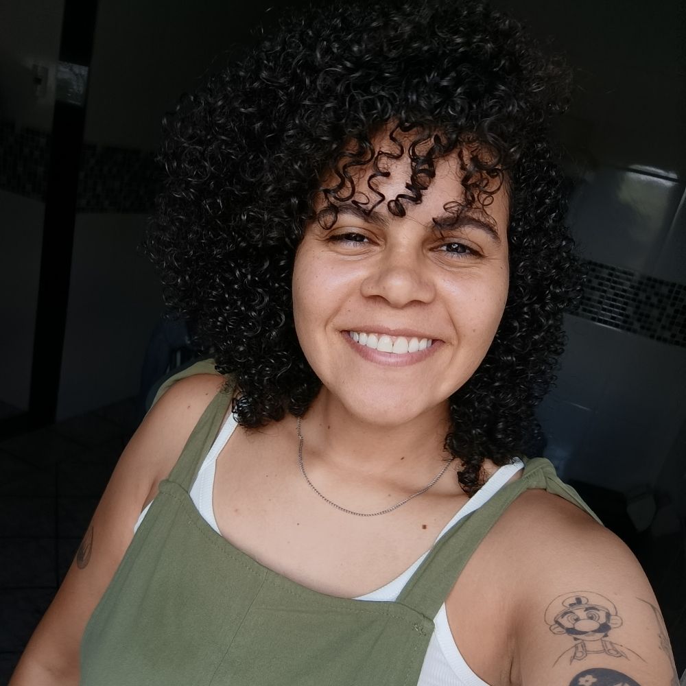 Yasmim Santiago 