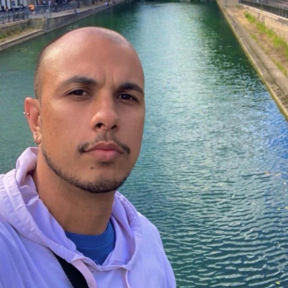 Léo