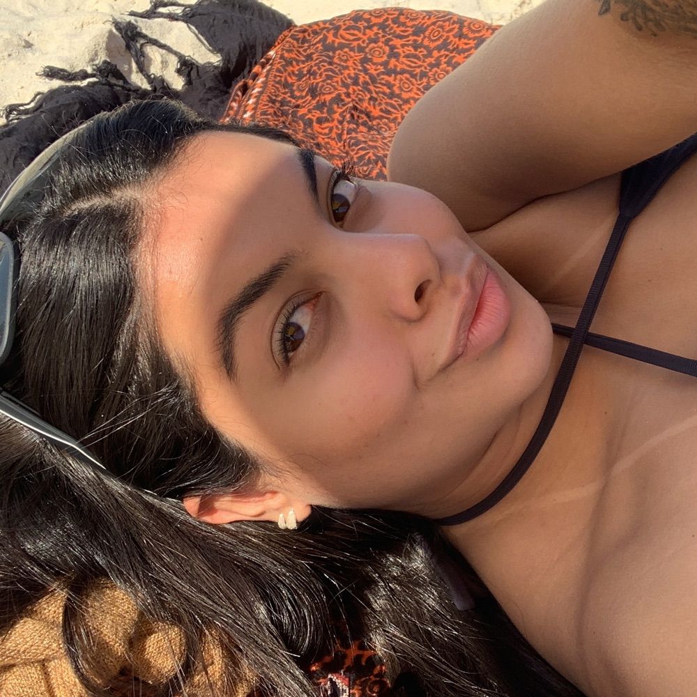 Emilly 
