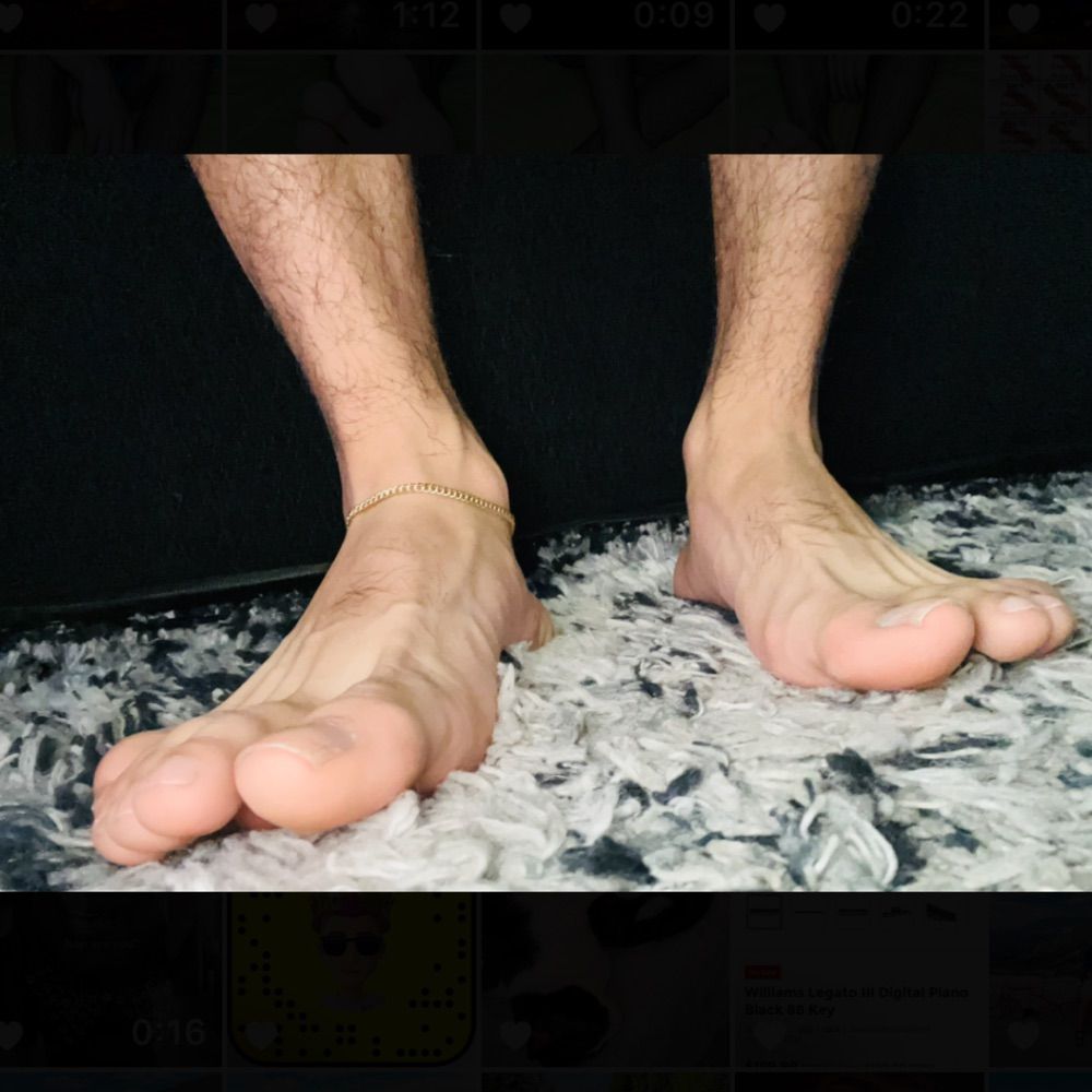 Gay Hispanic Feet