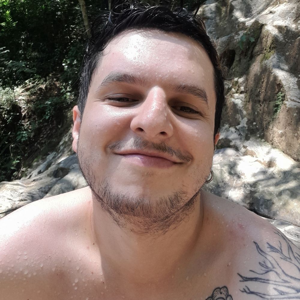 Leo Nelo