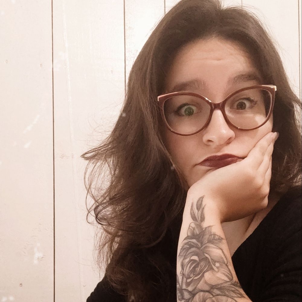 Letícia Stiegler | escrevendo o caos 🔥