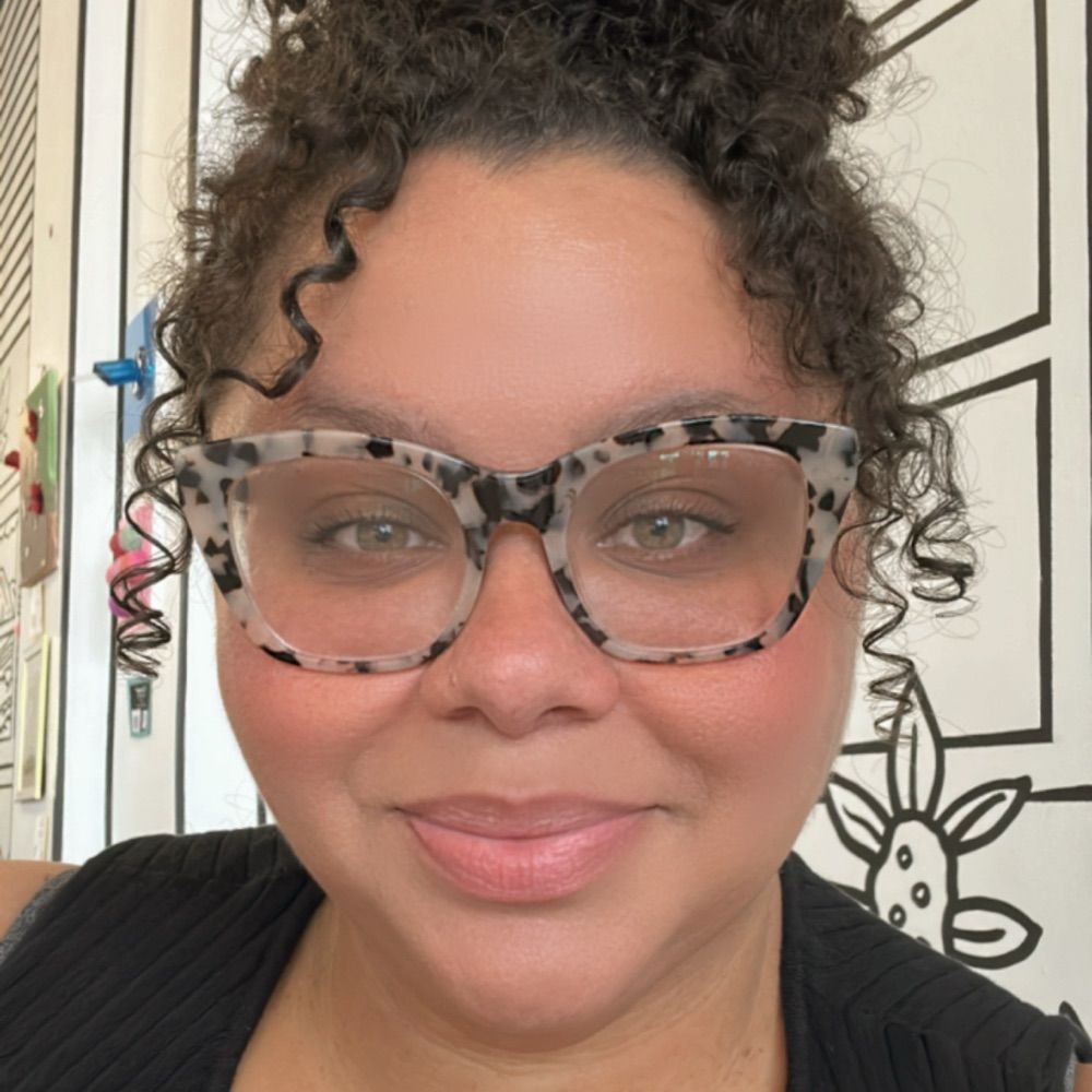 Author Nicole Devonne