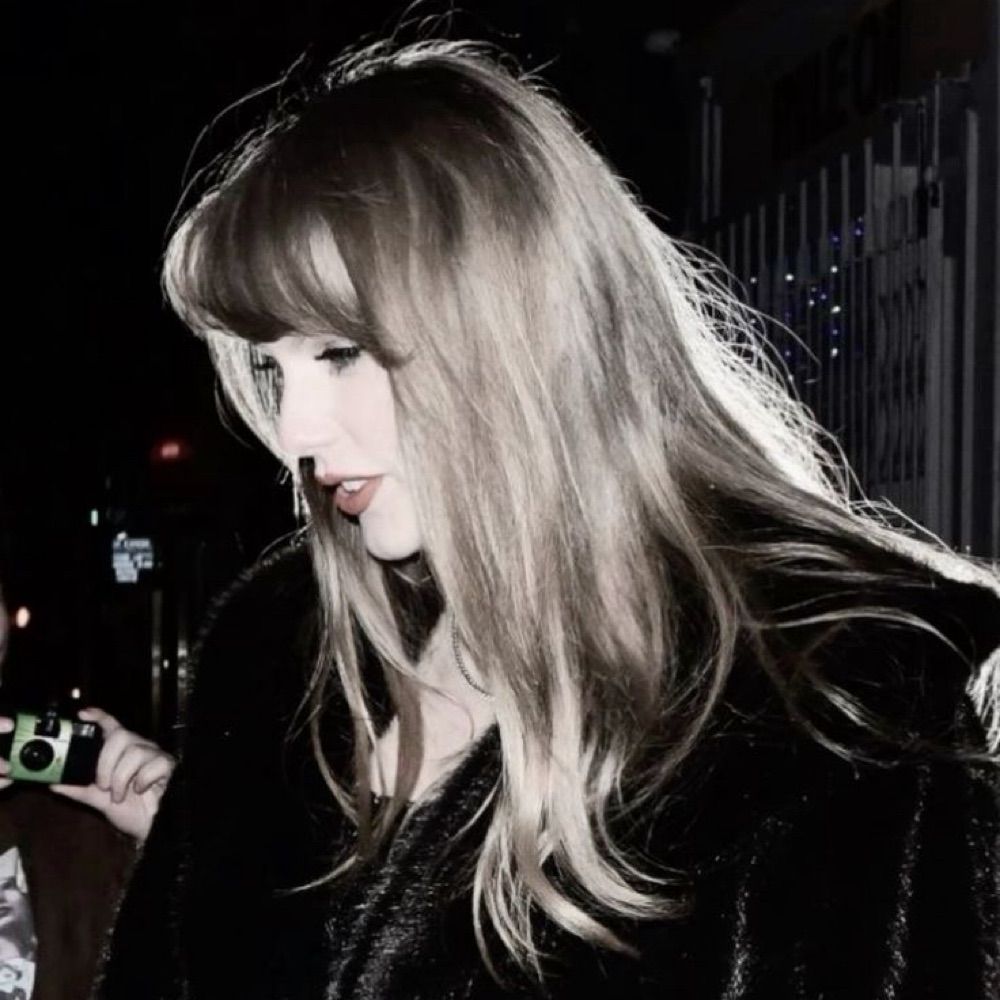 ana 𝜗𝜚