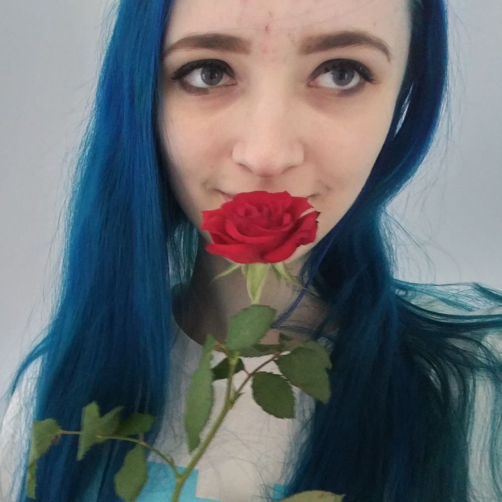 Kiwi | Falling For Dead Roses Gaming