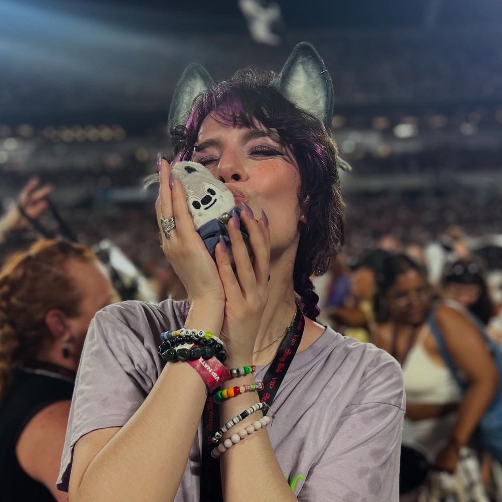 ariana 🔜 GAMESCOM!! ✨🗡️